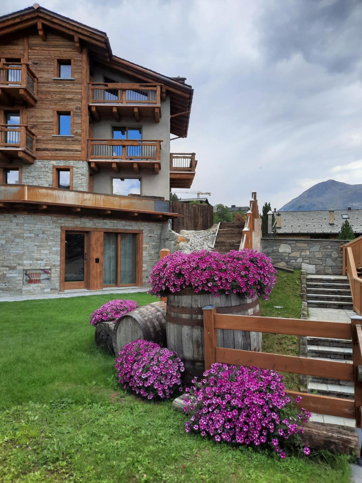 Hotel Del Bosco Ливиньо Экстерьер фото